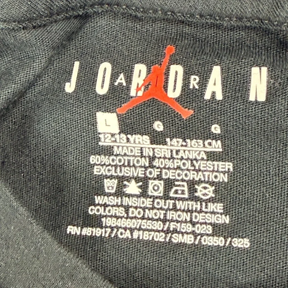 Jordan Graphic T-Shirt 95F159-023 Boys L Black Invisible Jersey NWT